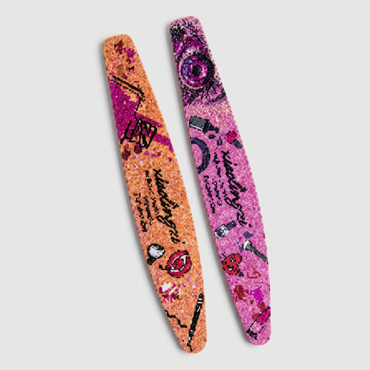 Limas de uñas con diseños coloridos